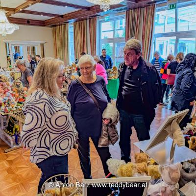 Wien Teddybaeren Puppen Miniaturen Boerse 2024 26 Von 100