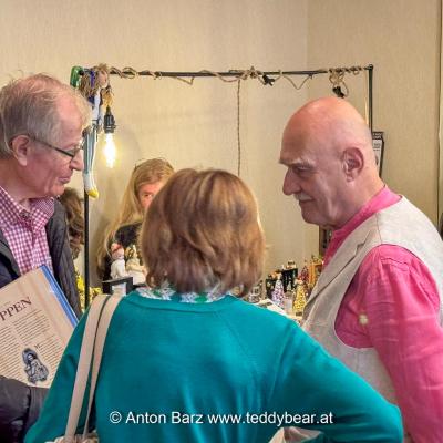 Wien Teddybaeren Puppen Miniaturen Boerse 2024 41 Von 100