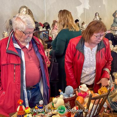 Wien Teddybaeren Puppen Miniaturen Boerse 2024 42 Von 100