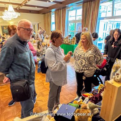 Wien Teddybaeren Puppen Miniaturen Boerse 2024 60 Von 100