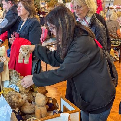 Wien Teddybaeren Puppen Miniaturen Boerse 2024 75 Von 100