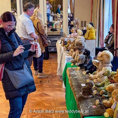 Wien Teddybaeren Puppen Miniaturen Boerse 2024 99 Von 100